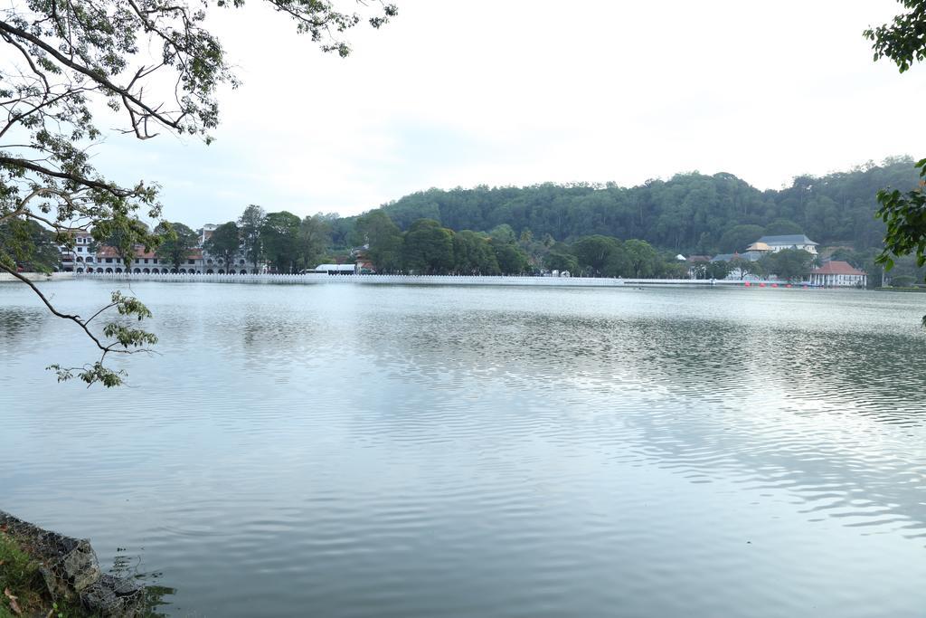 Glory Homestay Kandy Exterior foto