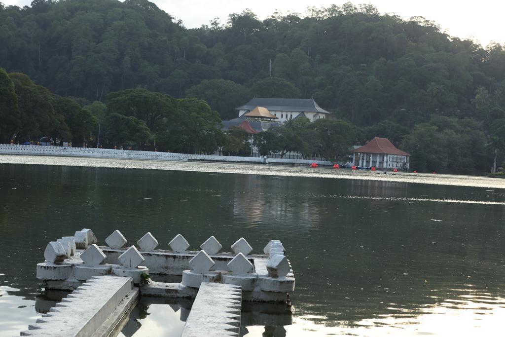 Glory Homestay Kandy Exterior foto
